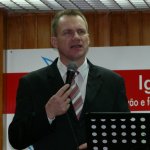 p1220589